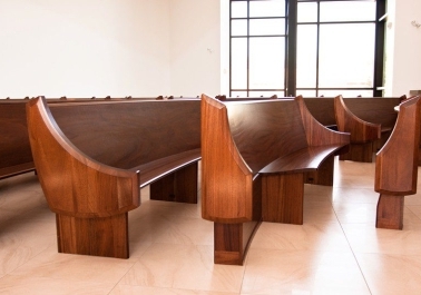 How Chapel Furniture Enhances Worship Environments sidebar image